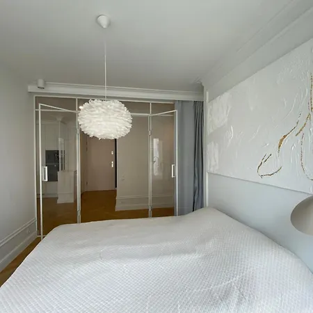 Avis Zygmunta Augusta Apartamento